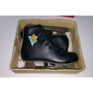 Rare Garfield Collector ~ 1978 Ice Skates NOS  NIB